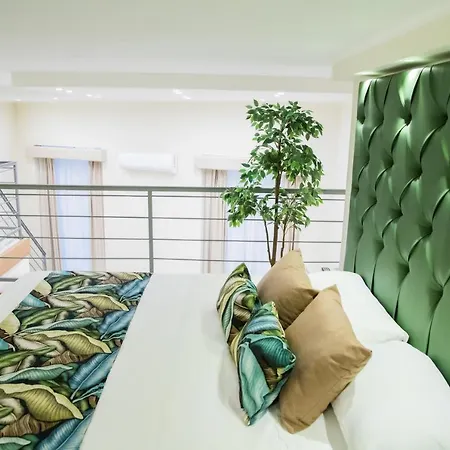 Gentile Centro Storico Bed and Breakfast 4*